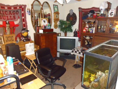 unlisted-address, Davenport, IA 52806 - photo 6