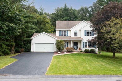 17 Kara Ln, Clifton Park, NY 12065 - photo 2