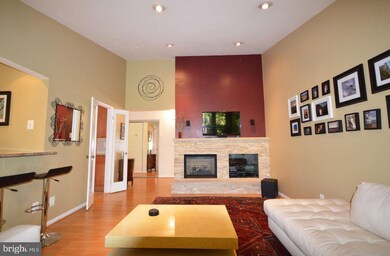 11820 Breton Ct unit 21C, Reston, VA 20191 - photo 2