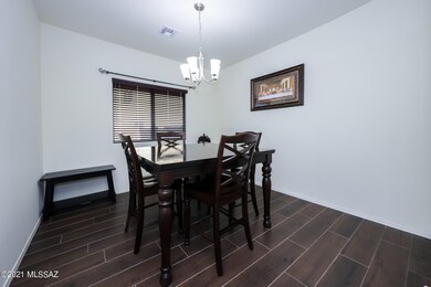 Formal dining room w/upgraded tile