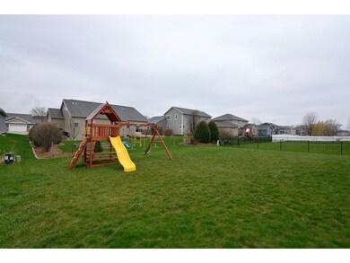 818 Sumac St, Oregon, WI 53575 - photo 3