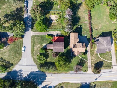 714 Old Clairton Rd, Clairton, PA 15025 - photo 4