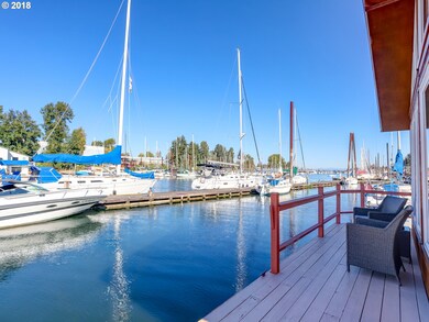 55 NE Bridgeton Rd unit 9, Portland, OR 97211 - photo 2