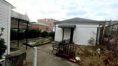 61-38 167th St, Flushing, NY 11365 - photo 4