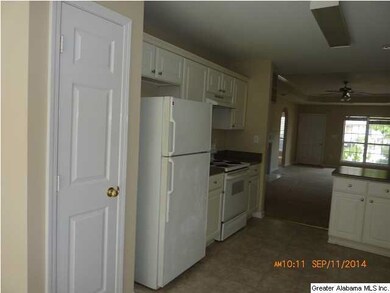 Kitchen Showing Appliances