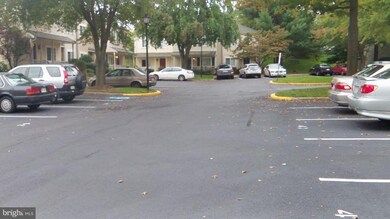 44 Stoney Point Ct, Germantown, MD 20876 - photo 3