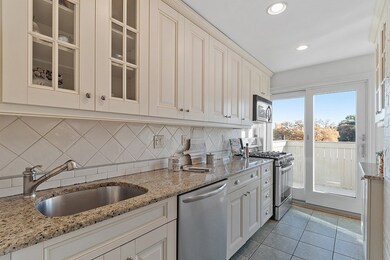 18 Medfield St unit 5, Boston, MA 02215 - photo 7