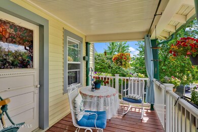 3-web-or-mls-SkyLight - Mandi-12