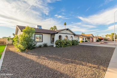 2236 S Evergreen Rd, Tempe, AZ 85282 - photo 2