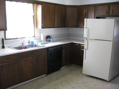 113 7th St, Berlin, NH 03570 - photo 7