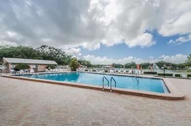 LAKEFRONT COMMUNITY POOL 