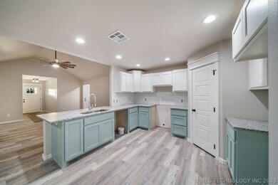 9525 N Cincinnati Ave, Sperry, OK 74073 - photo 2