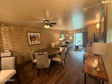 2112 dining & living