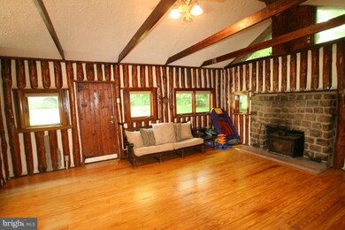 8371 N Point Rd, Manassas, VA 20112 - photo 3