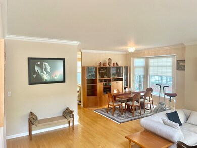 4264 Linden Tree Ln unit 2, Glenview, IL 60026 - photo 3
