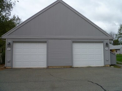 10 Baldwin Ln, Amherst, MA 01002 - photo 2