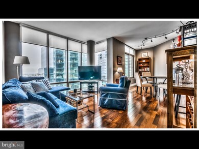 The Vue unit 2204, Baltimore, MD 21202 - photo 2