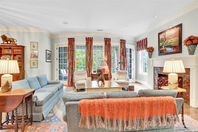 164 Cherokee Rd unit 2A, Charlotte, NC 28207 - photo 4