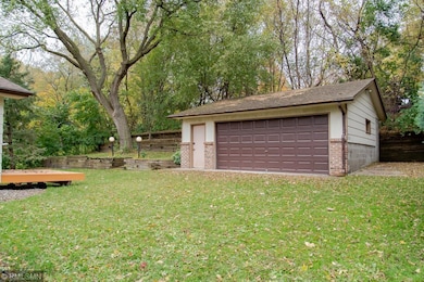 6907 Crest Dr-4 - Copy