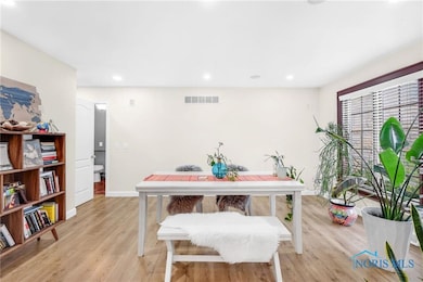 2110 Austin Bluffs Ct, Toledo, OH 43615 - photo 6