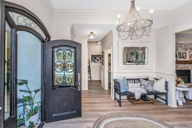 Front Entrance Sitting Area