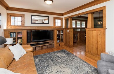 Beautiful living room with built-ins.