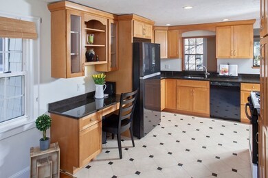 139 Elm St, Milton, MA 02186 - photo 6