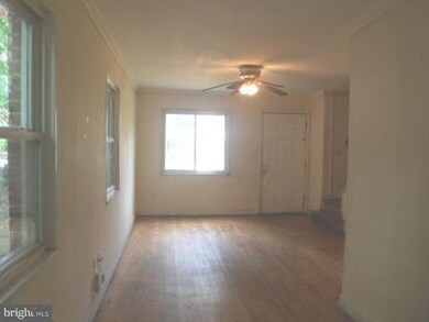 5721 Fenwick Dr, Alexandria, VA 22303 - photo 6