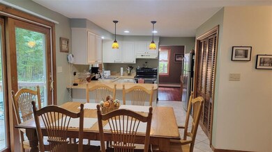 255 Baboosic Lake Rd, Merrimack, NH 03054 - photo 3