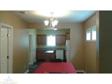 1122 W Allegan St, Lansing, MI 48915 - photo 3