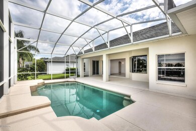 Pool & Lanai