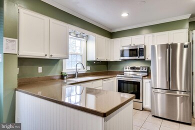 6104 Windward Dr, Burke, VA 22015 - photo 7