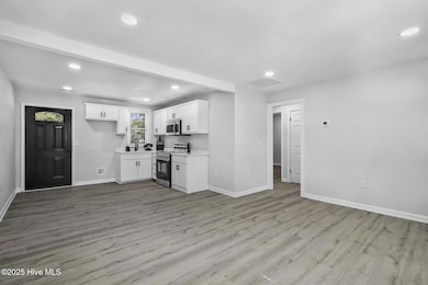 1205 Toisnot Ave NE, Wilson, NC 27893 - photo 6