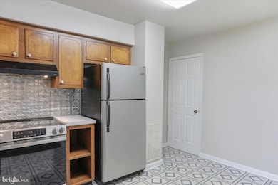 710 Cumberland Ave, Chambersburg, PA 17201 - photo 6