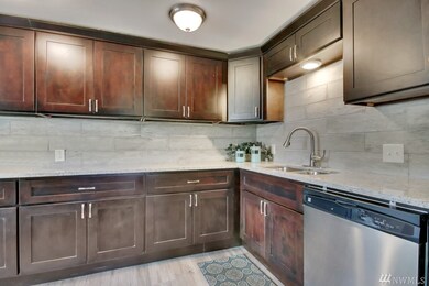 1181 Pioneer St, Enumclaw, WA 98022 - photo 7