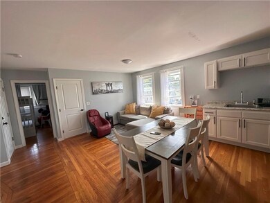 99 Emerson St, Providence, RI 02907 - photo 4