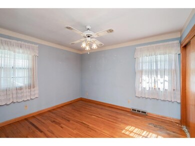 4239 40th St, Des Moines, IA 50310 - photo 6