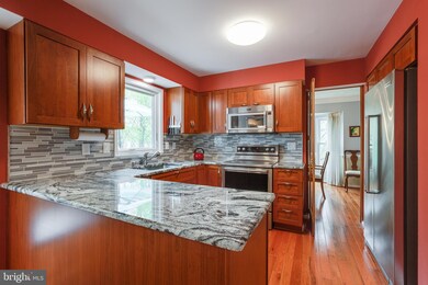 15103 Swiss Stone Ct, Burtonsville, MD 20866 - photo 7