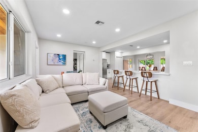 7021 SW 12th St, Pembroke Pines, FL 33023 - photo 4