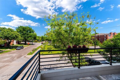 5820 Bryan Pkwy unit 50, Dallas, TX 75206 - photo 2