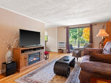 78 Renwick Rd unit A, Wakefield, MA 01880 - photo 3