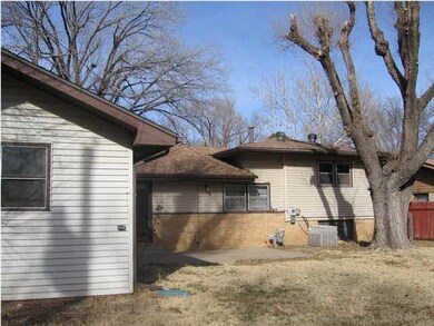 WONDERFUL BACKYARD ON LARGE TREED LOT. PATIO OFF L