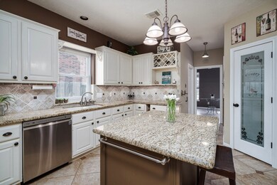 7931 Emerald Bluff Ct, Houston, TX 77095 - photo 2