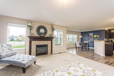 430 Hillcrest Dr, Circleville, OH 43113 - photo 3