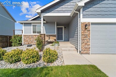 6802 Phantom Way, Colorado Springs, CO 80925 - photo 4