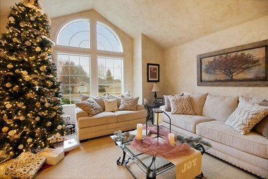 2412 Meadow Creek Dr, Medford, OR 97504 - photo 6