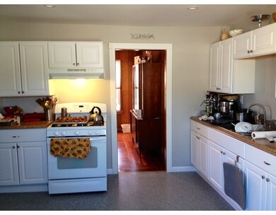 40 Beauregard St unit 2nd Flr., Indian Orchard, MA 01151 - photo 2