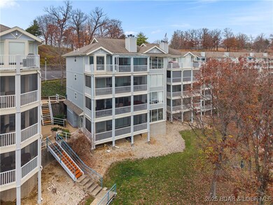 432 Regatta Bay Cir unit 4C, Lake Ozark, MO 65049 - photo 2