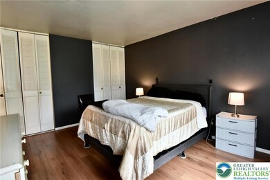 1575 Creekside Rd unit 20, Whitehall, PA 18052 - photo 7