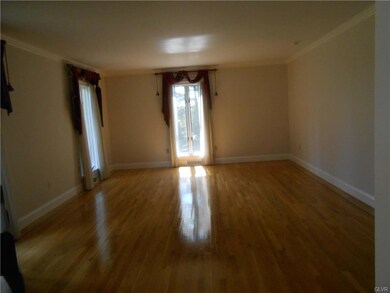 5851 Reppert Ln, Allentown, PA 18106 - photo 6